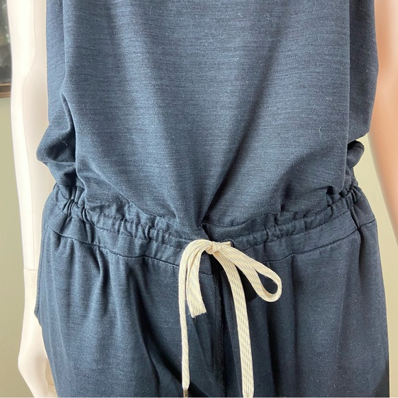 Vuori Lux Navy Dark Blue Jumpsuit Drawstring Waist Medium M Racerback Jogger - Picture 3 of 15
